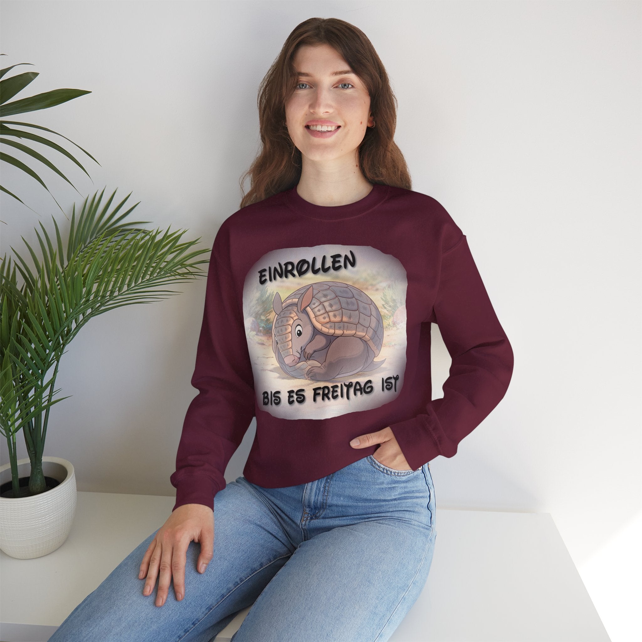 Gürteltier „Einrollen bis es Freitag ist“ Rundhals-Sweatshirt | Phönix-Potsdam®