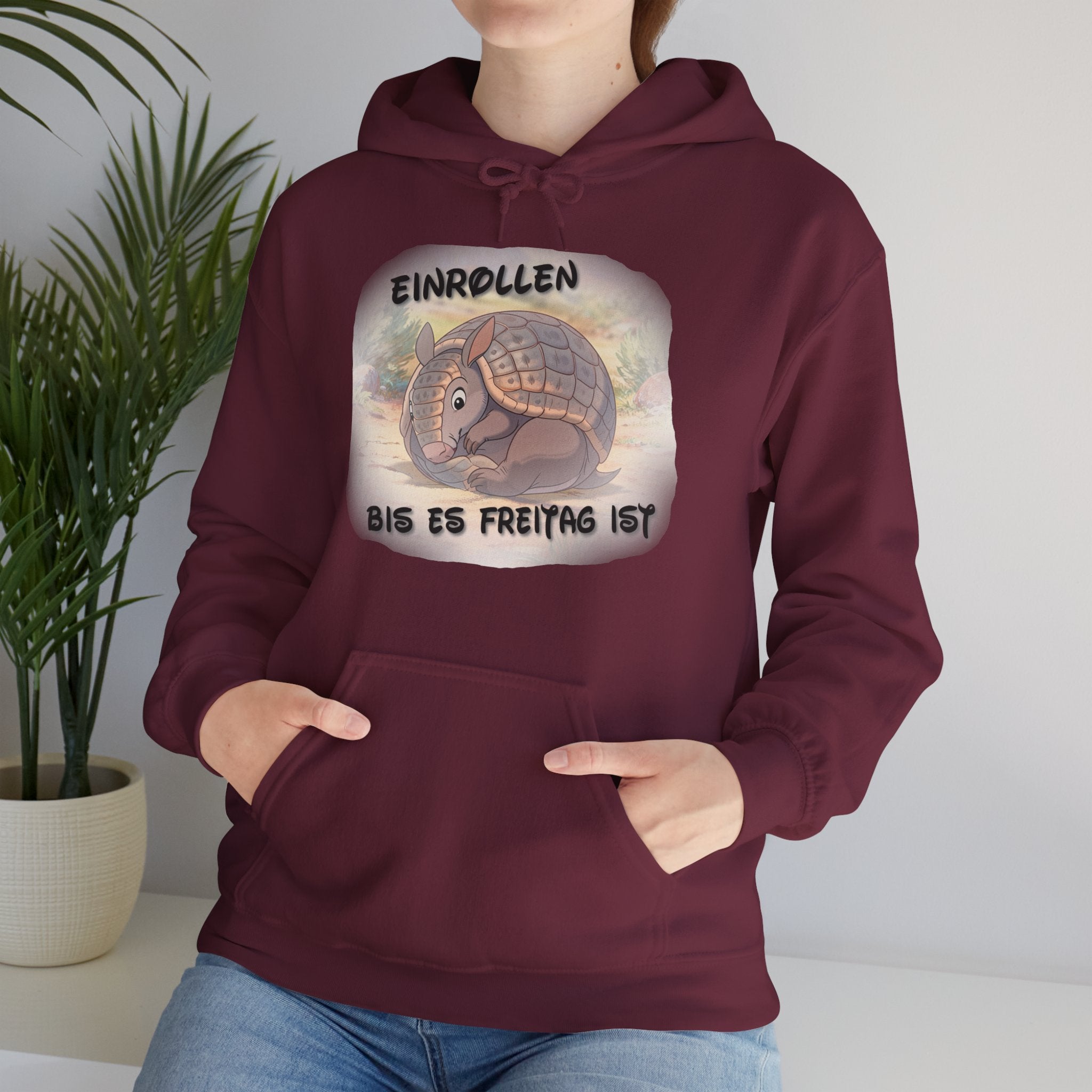 Gürteltier „Einrollen bis es Freitag ist“ Hoodie | Phönix-Potsdam®