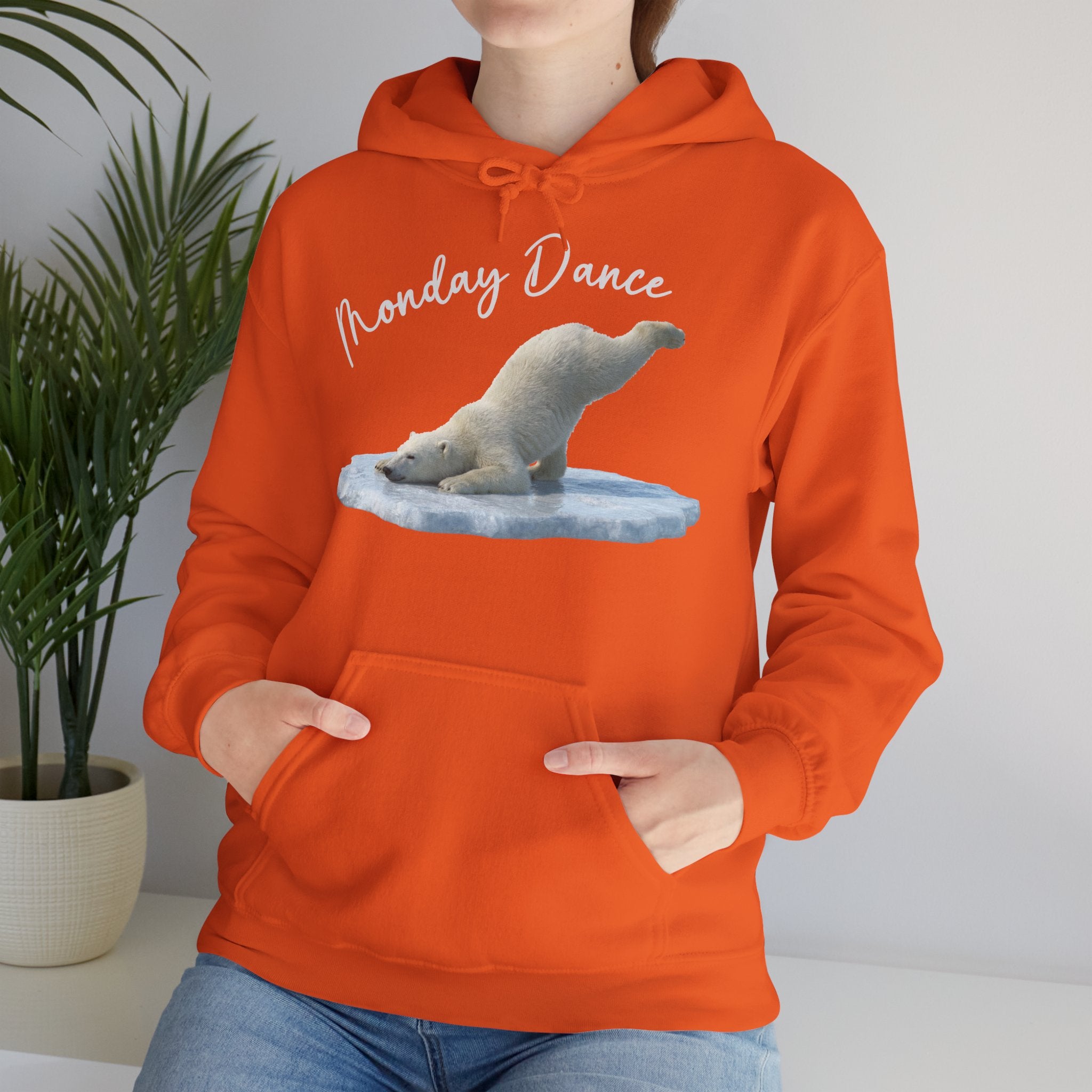 Eisbär „Monday Dance" Hoodie | Karikatur | Phönix-Potsdam®