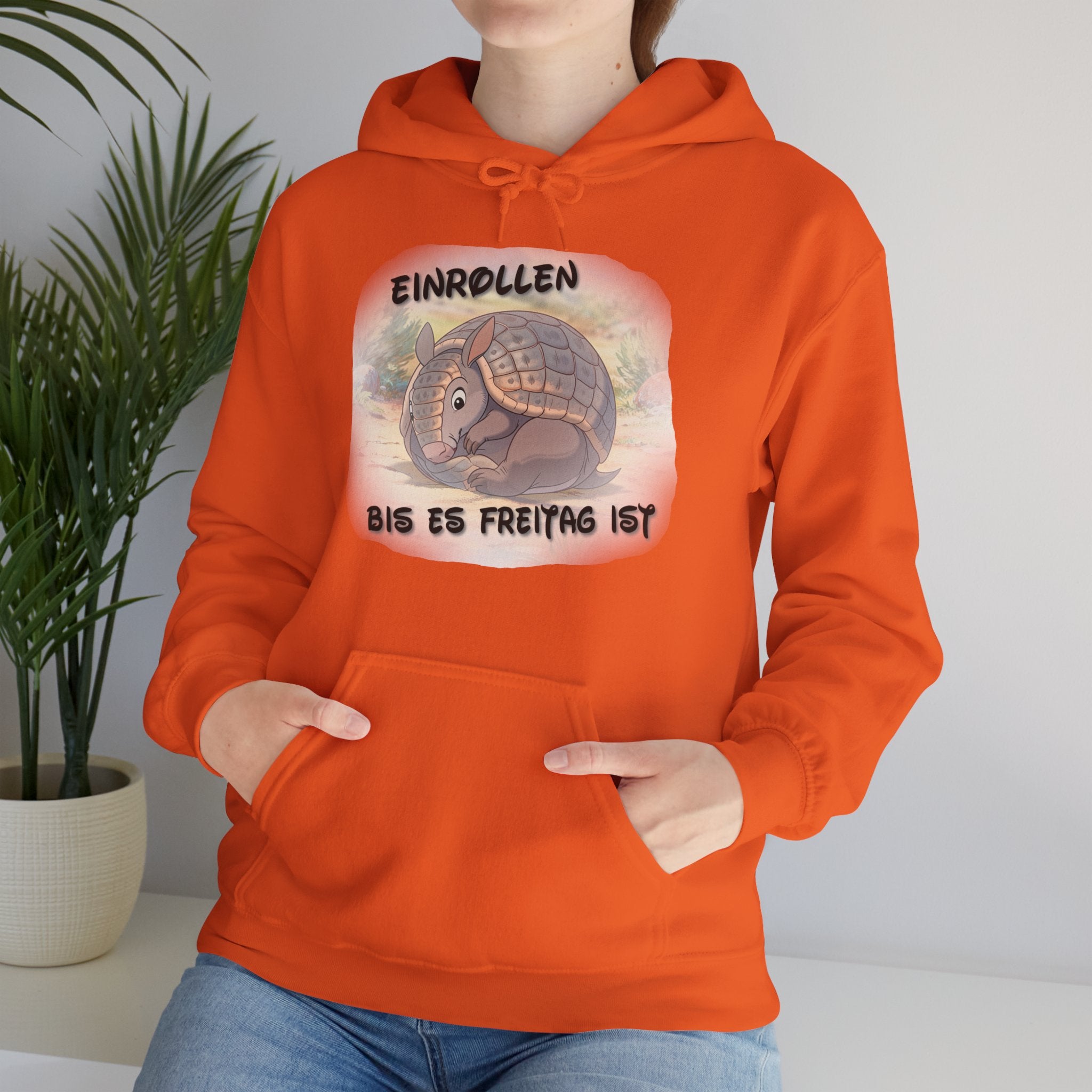 Gürteltier „Einrollen bis es Freitag ist“ Hoodie | Phönix-Potsdam®