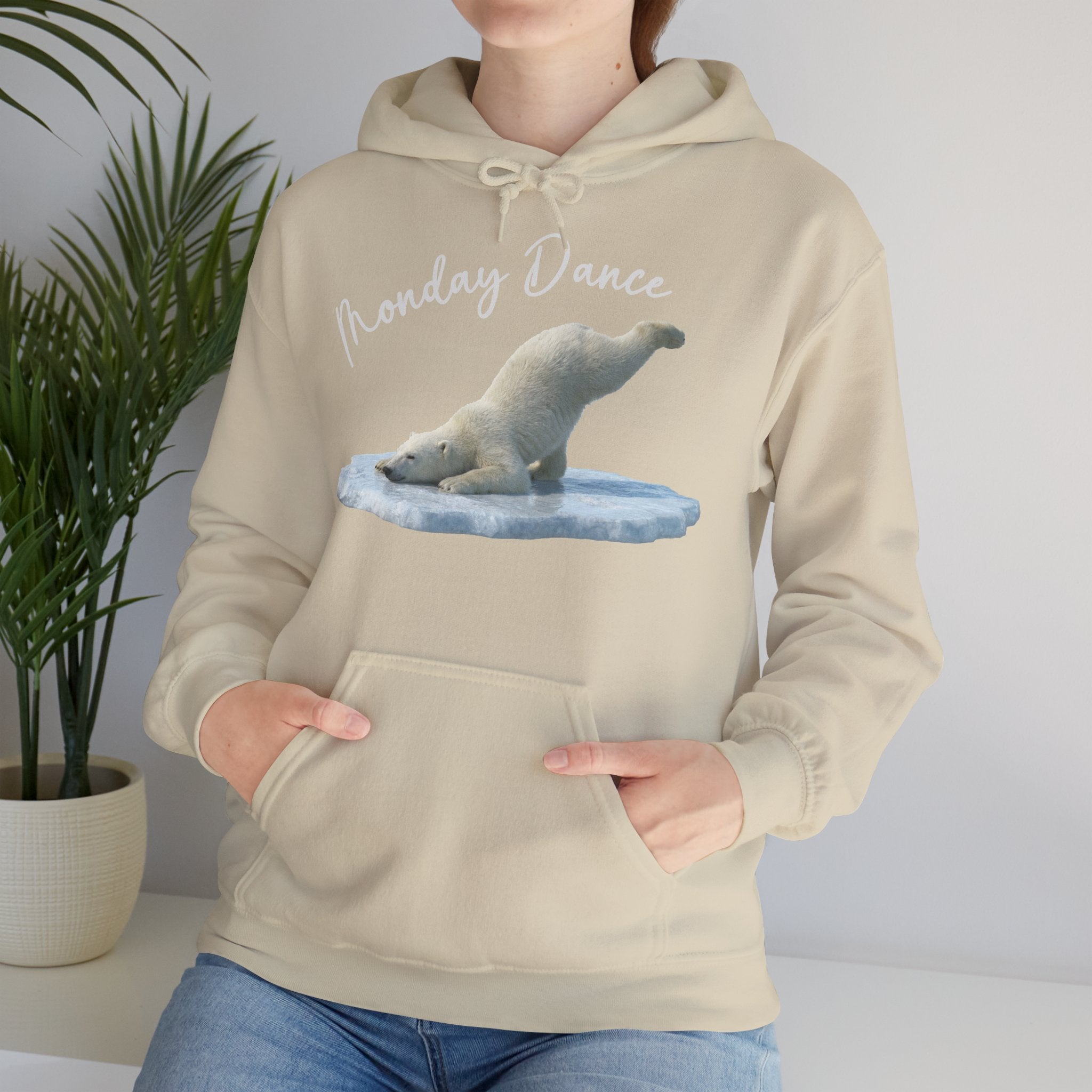 Eisbär „Monday Dance" Hoodie | Karikatur | Phönix-Potsdam®