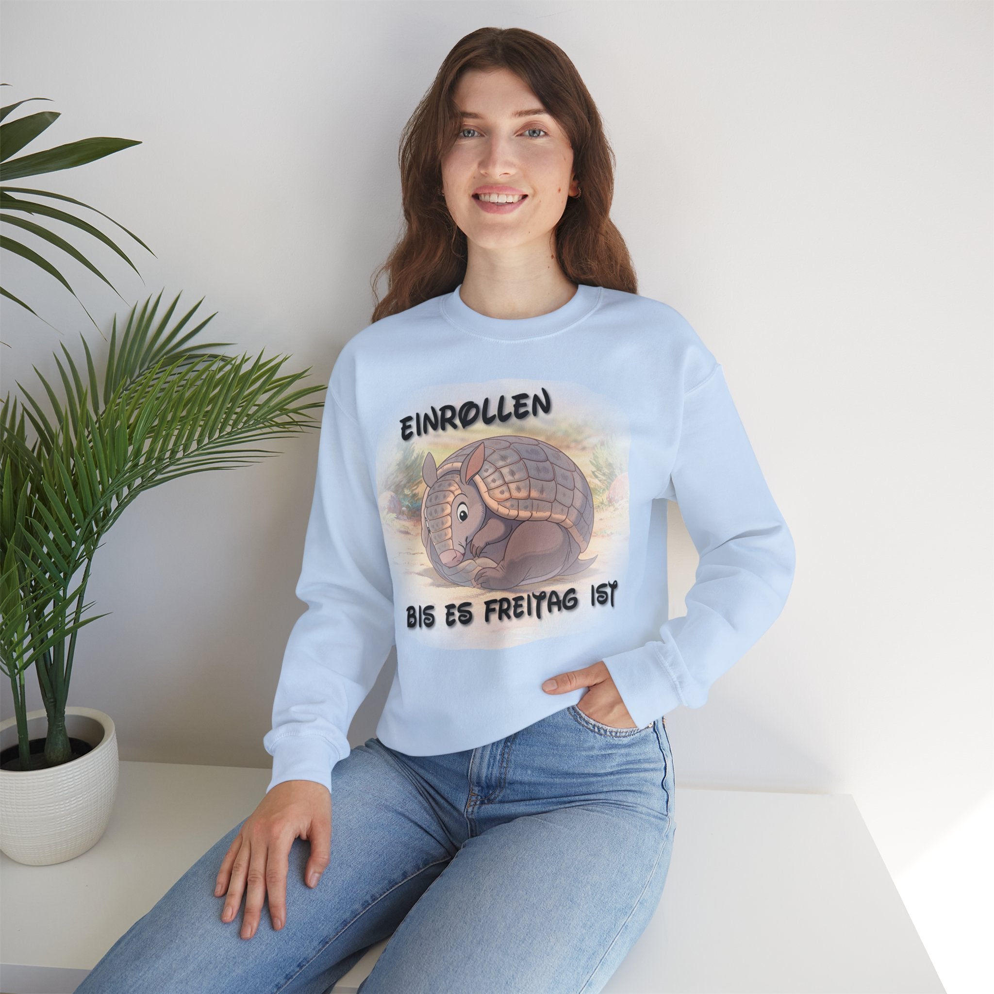 Gürteltier „Einrollen bis es Freitag ist“ Rundhals-Sweatshirt | Phönix-Potsdam®