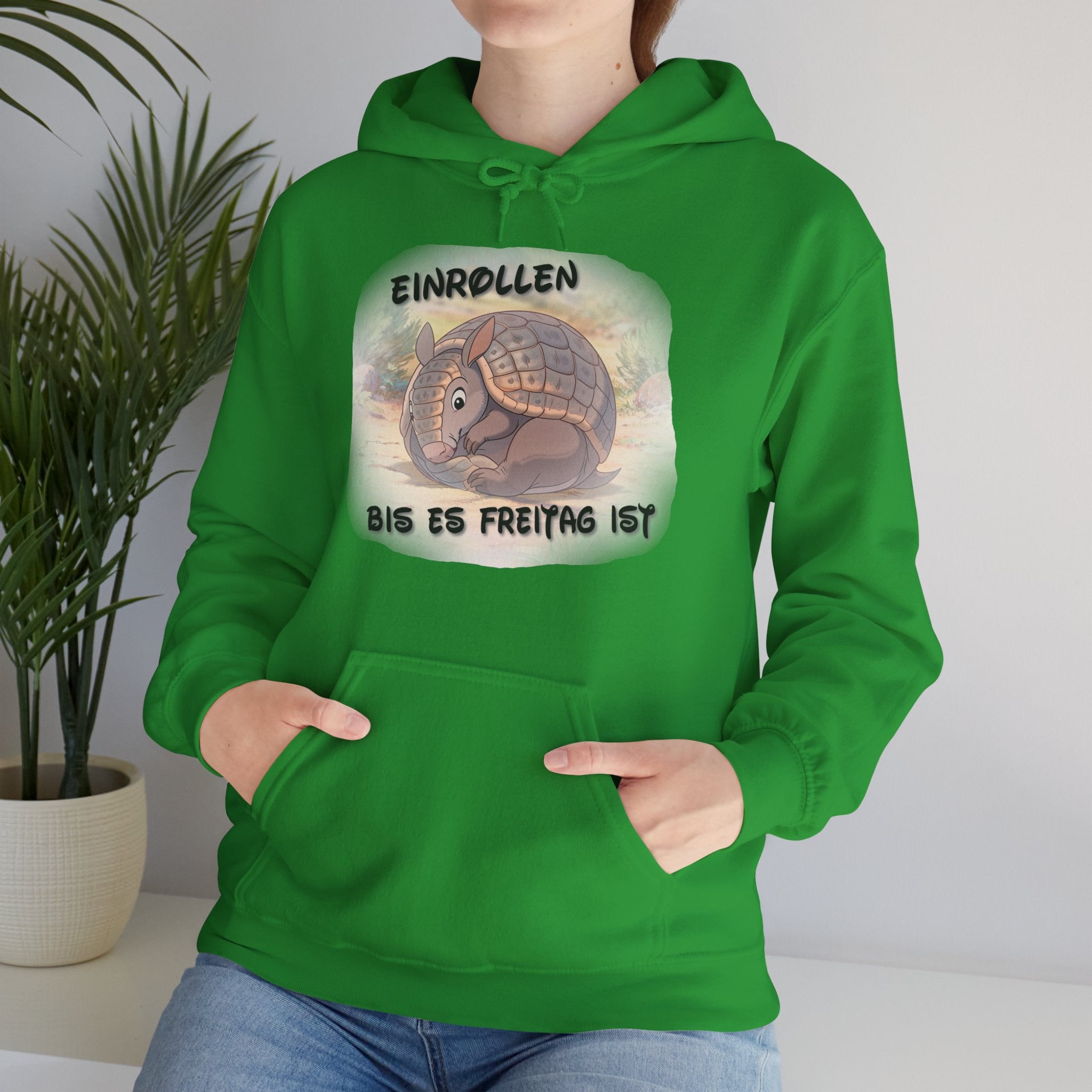 Gürteltier „Einrollen bis es Freitag ist“ Hoodie | Phönix-Potsdam®