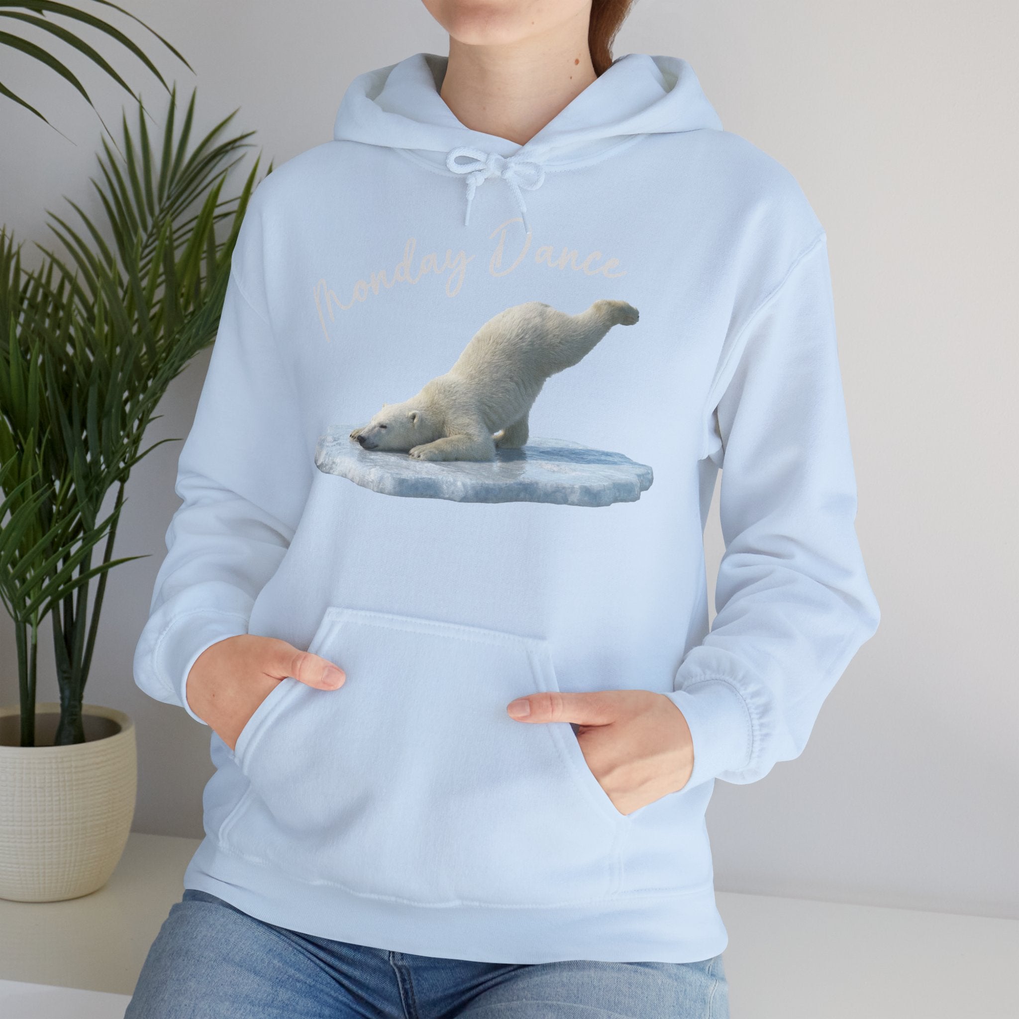 Eisbär „Monday Dance" Hoodie | Karikatur | Phönix-Potsdam®