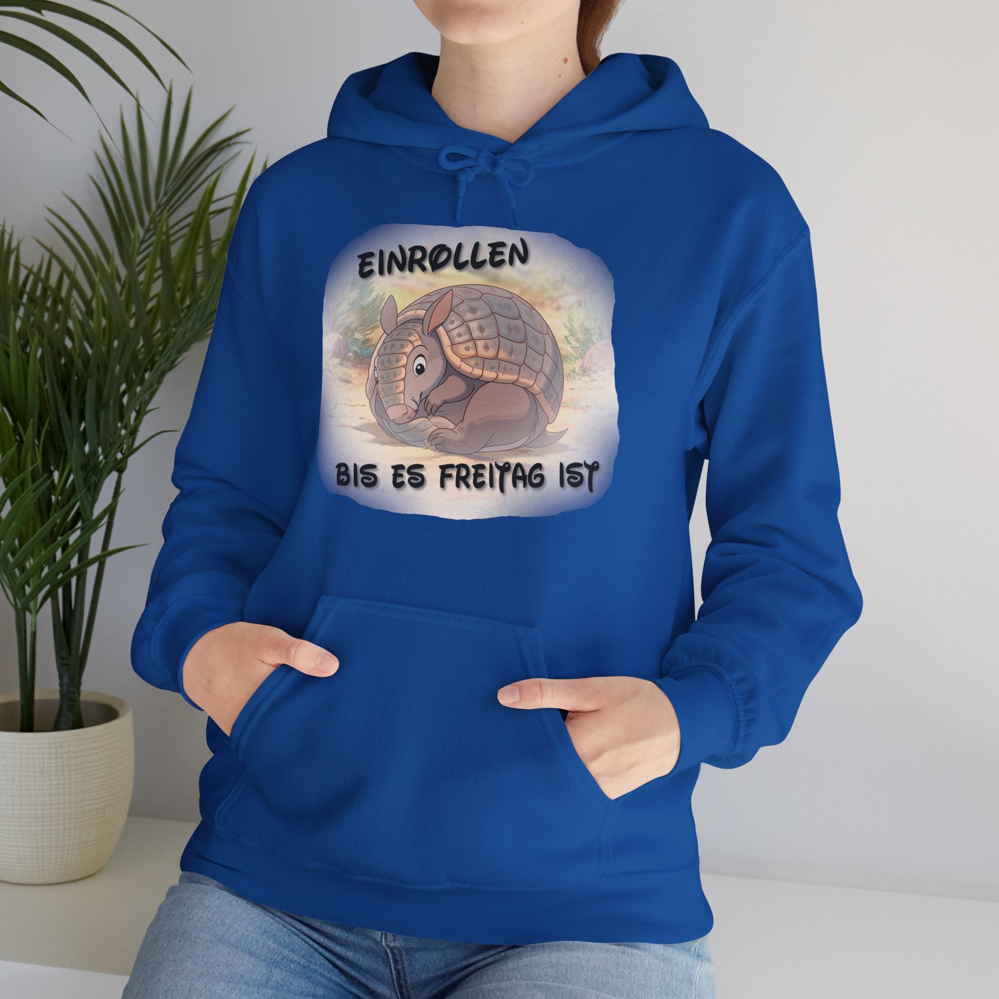 Gürteltier „Einrollen bis es Freitag ist“ Hoodie | Phönix-Potsdam®