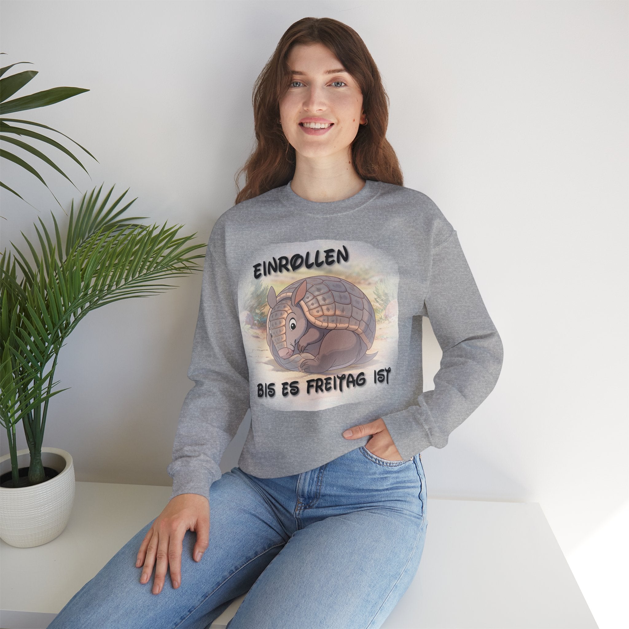 Gürteltier „Einrollen bis es Freitag ist“ Rundhals-Sweatshirt | Phönix-Potsdam®